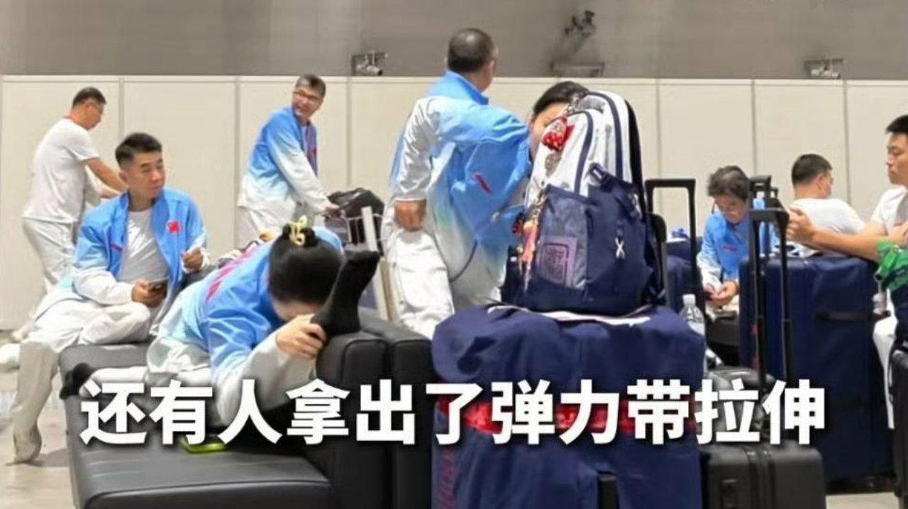 沙尔克04VS埃尔沃斯贝格直播_沙尔克04VS埃尔沃斯贝格免费在线高清直播_沙尔克04VS埃尔沃斯贝格视频在线观看无插件
